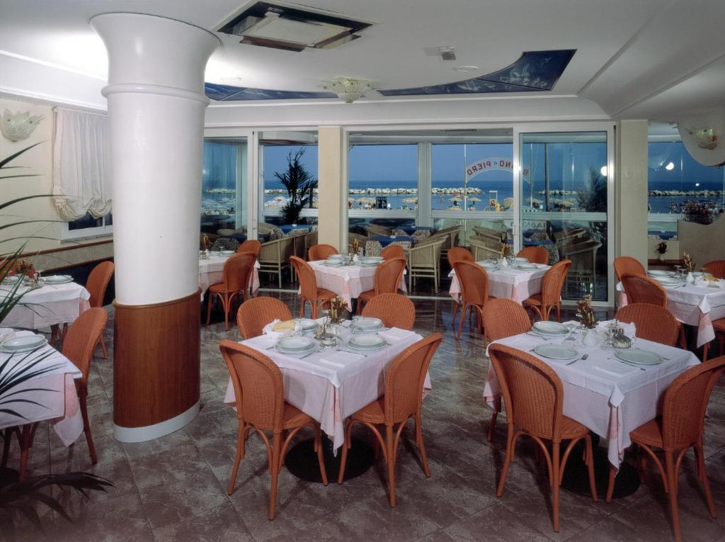 Hotel Titanus Bellaria-Igea Marina Exterior photo